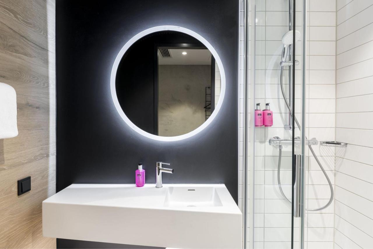Moxy Outletcity Metzingen Metzingen  Zewnętrze zdjęcie