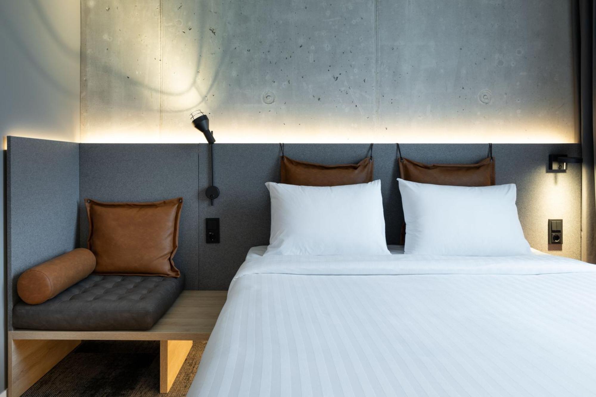 Moxy Outletcity Metzingen Metzingen  Zewnętrze zdjęcie