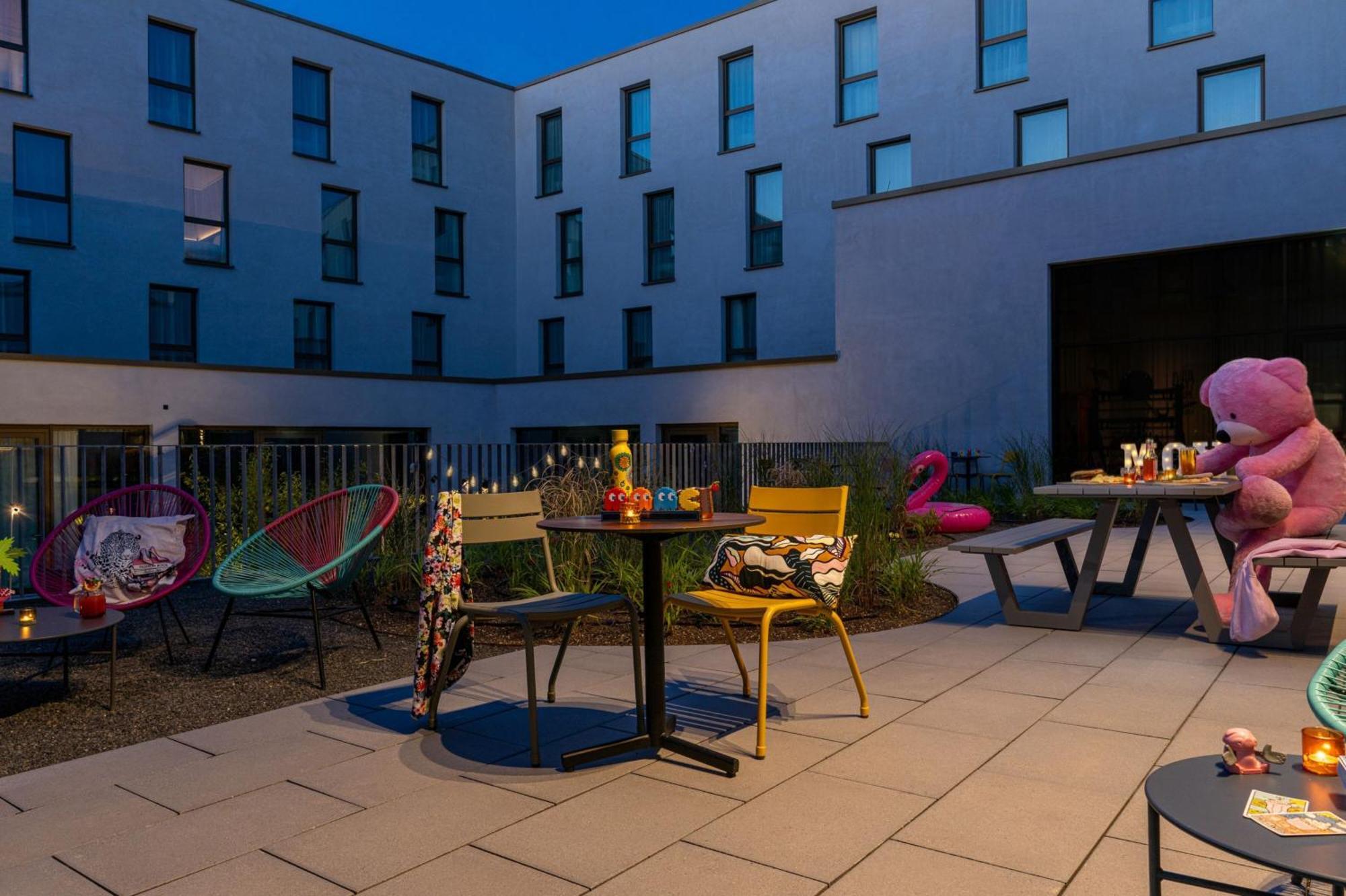 Moxy Outletcity Metzingen Metzingen  Zewnętrze zdjęcie